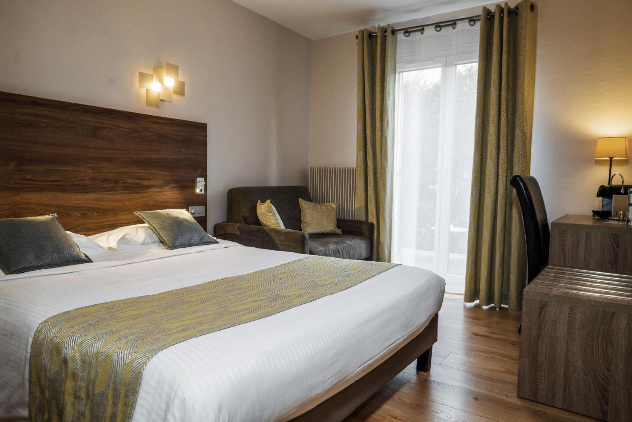 Logis Hotel Le Petit Casset La Boisse Eksteriør billede
