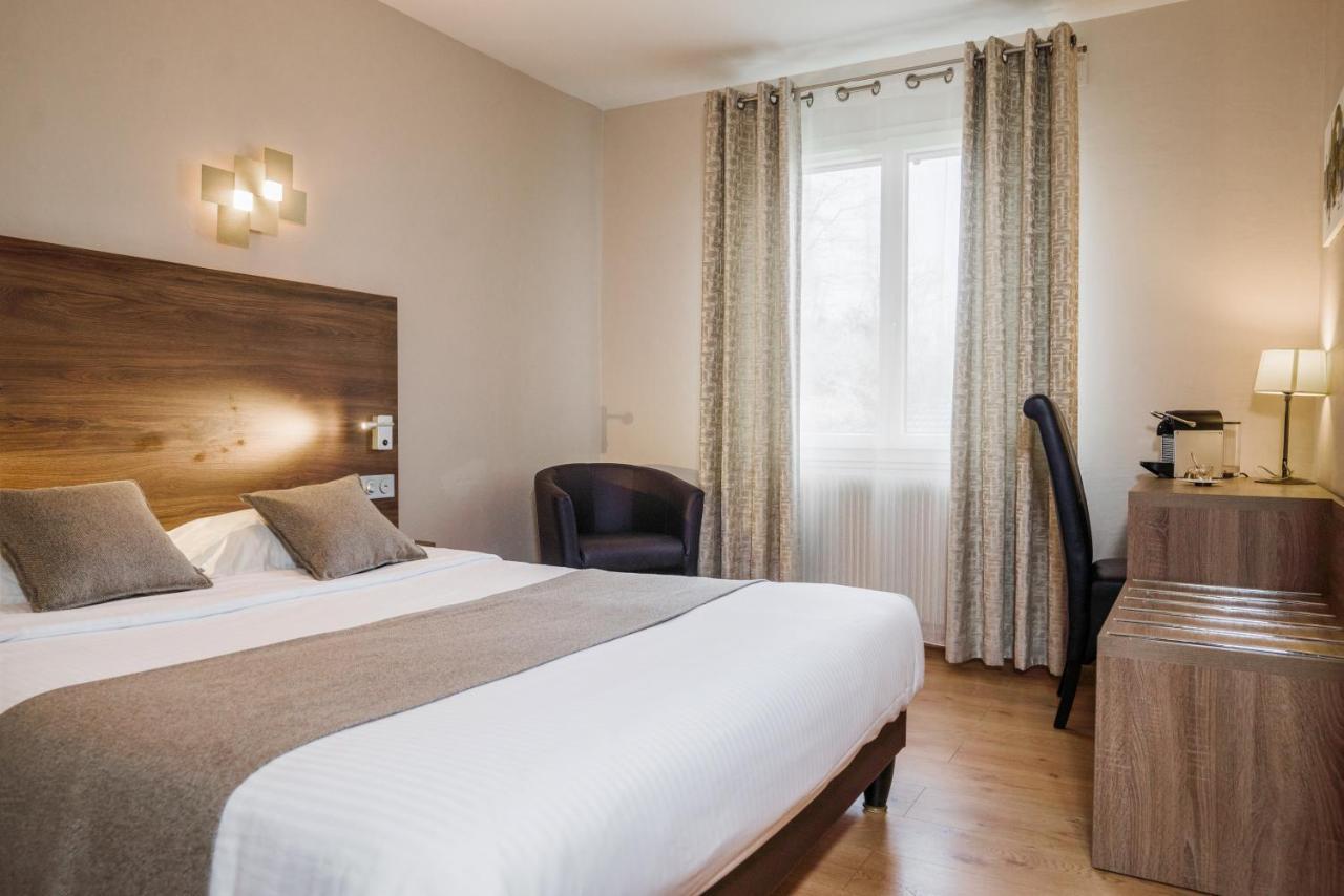 Logis Hotel Le Petit Casset La Boisse Eksteriør billede