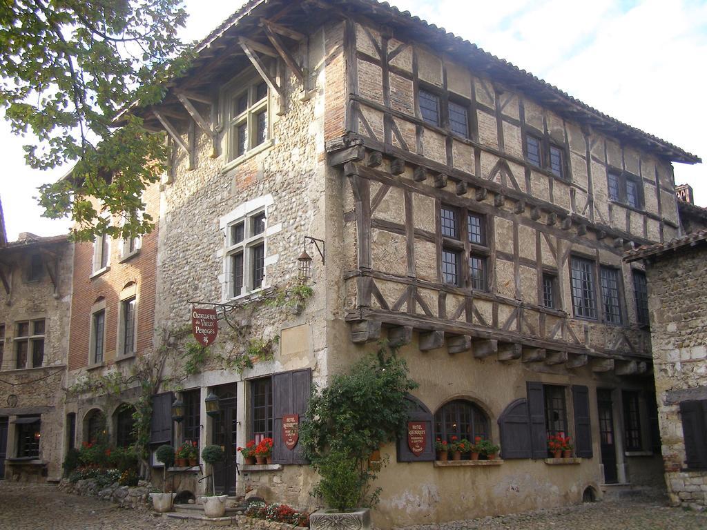 Logis Hotel Le Petit Casset La Boisse Eksteriør billede