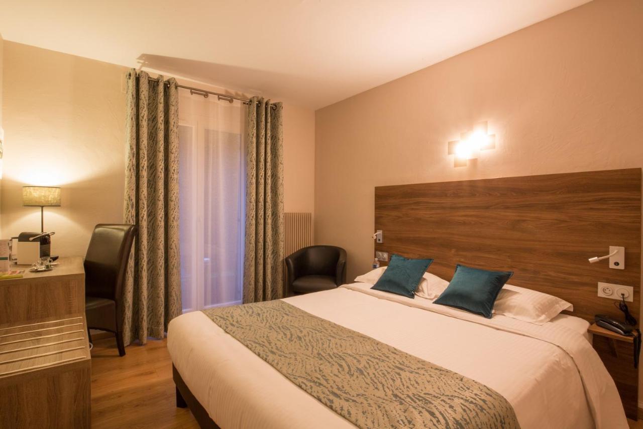 Logis Hotel Le Petit Casset La Boisse Eksteriør billede